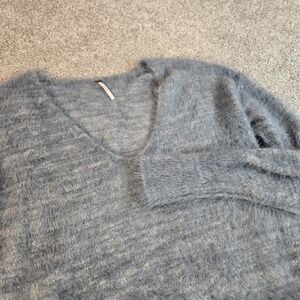 Free People Serendipity Sweater size S Eyelash V-Neck Pullover Cottagecore Fairy